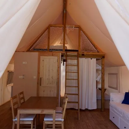Campingplatz Heaven On Earth - Budihovac Glamping 4*