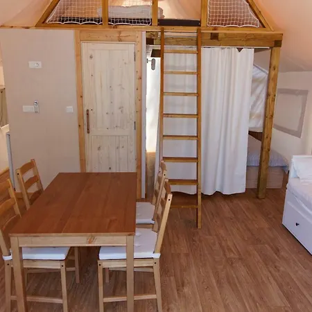 Campingplatz Heaven On Earth - Budihovac Glamping Rukavac (Primorje-Gorski Kotar)